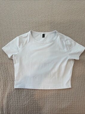 WYNNQUE Crop Top M